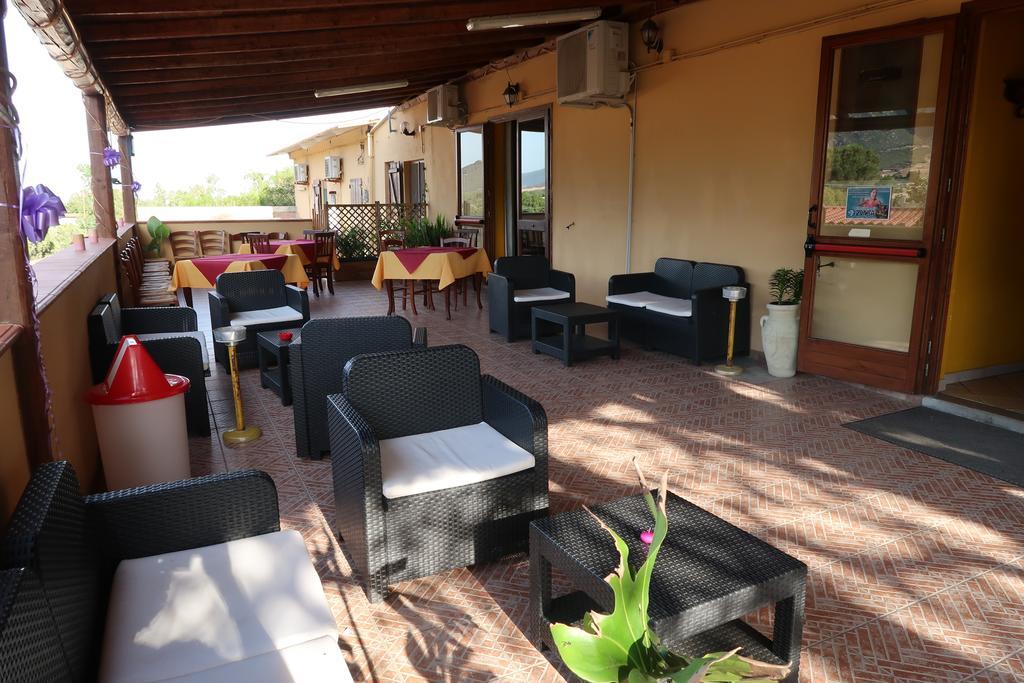 S'Arriali Ranch Guest House Iglesias Exterior photo